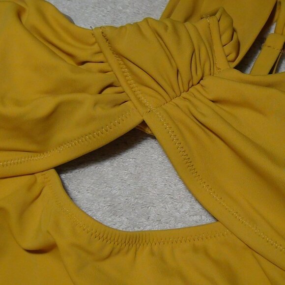 Shade & Shore Women's Asymmetric Twist One Piece Swimsuit Gold S,M.XL - Picture 15 of 16